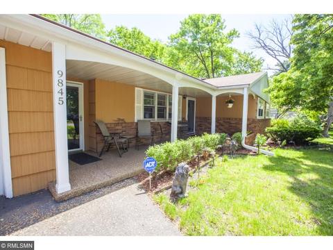 9845 Morgan Ave S, Bloomington, MN 55431 photo 3