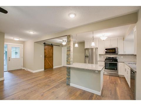 5724 Riverview Entry, Champlin, MN 55316 photo 6