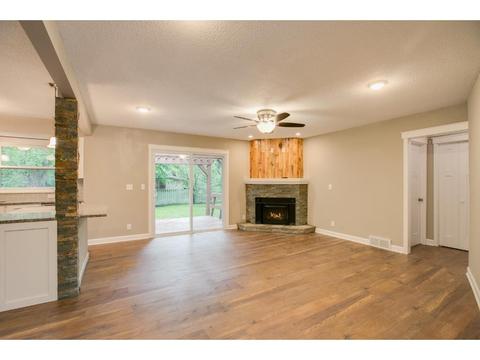 5724 Riverview Entry, Champlin, MN 55316 photo 4