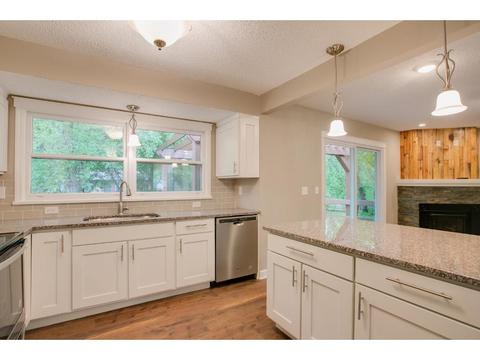 5724 Riverview Entry, Champlin, MN 55316 photo 8