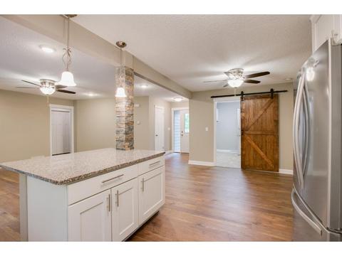 5724 Riverview Entry, Champlin, MN 55316 photo 9
