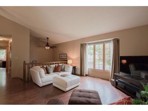 1605 Boardwalk, Eagan, MN 55122 photo 3