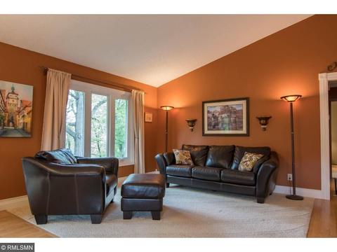 3923 Canter Glen Dr, Eagan, MN 55123 photo 5