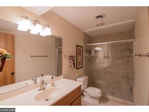 3923 Canter Glen Dr, Eagan, MN 55123 photo 15