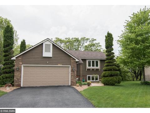3923 Canter Glen Dr, Eagan, MN 55123 photo 1