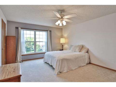 15637 Float Ct, Apple Valley, MN 55124 photo 9