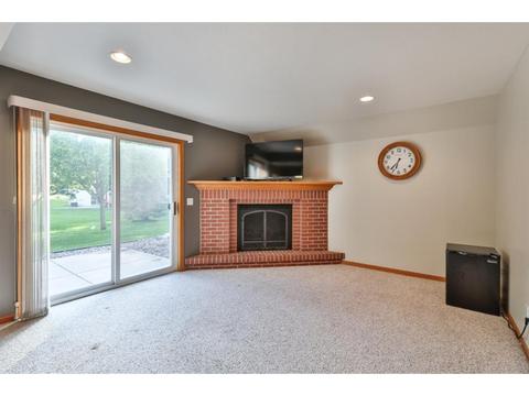 15637 Float Ct, Apple Valley, MN 55124 photo 12