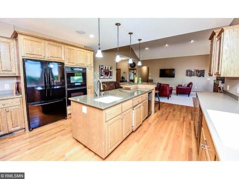 105 Bluff Ln, Dundas, MN 55019 photo 8