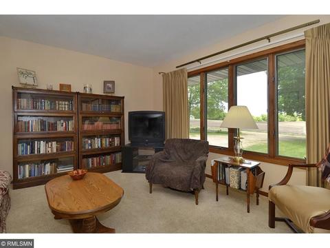 9210 Ivanhoe Trl, Faribault, MN 55021 photo 10