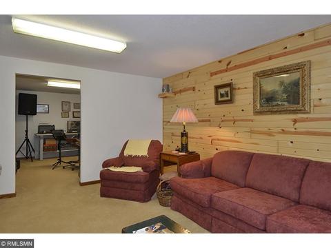 9210 Ivanhoe Trl, Faribault, MN 55021 photo 11