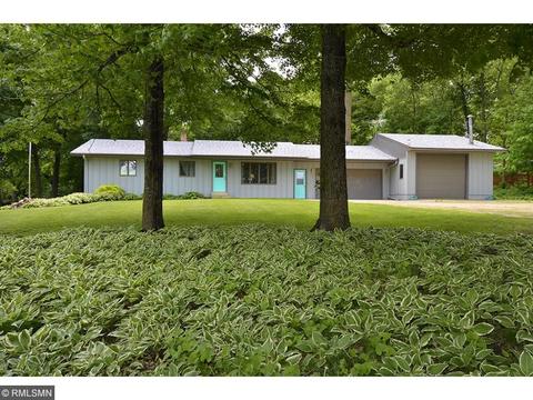 9210 Ivanhoe Trl, Faribault, MN 55021 photo 2