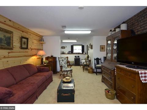 9210 Ivanhoe Trl, Faribault, MN 55021 photo 12