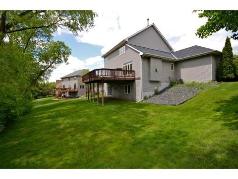 550 77th St W, Eagan, MN 55121 photo 2