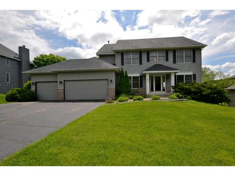 550 77th St W, Eagan, MN 55121 photo 1