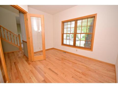 550 77th St W, Eagan, MN 55121 photo 14
