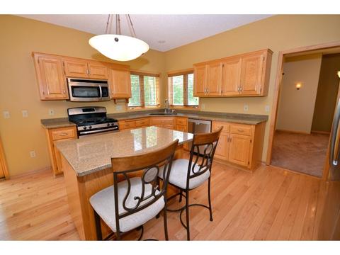 550 77th St W, Eagan, MN 55121 photo 8