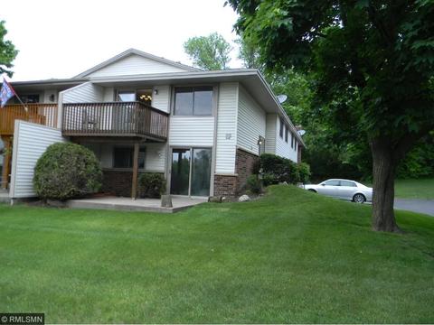 1647 Hickory Ln, Eagan, MN 55122 photo 2