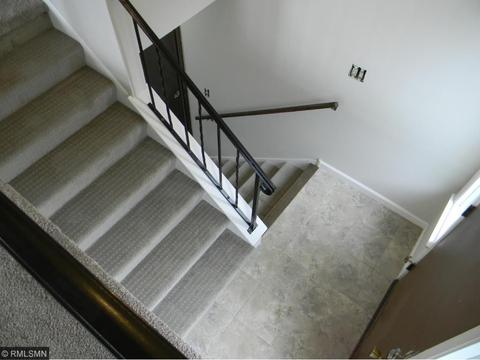 1647 Hickory Ln, Eagan, MN 55122 photo 11