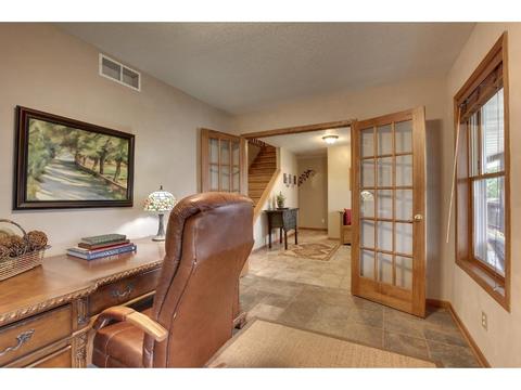 4920 Pine Ln, Eagan, MN 55123 photo 5