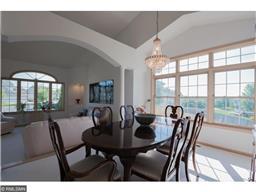 1226 Summit Ct E, Maplewood, MN 55109 photo 4