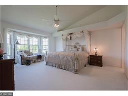 1226 Summit Ct E, Maplewood, MN 55109 photo 10