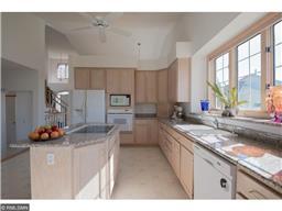 1226 Summit Ct E, Maplewood, MN 55109 photo 5