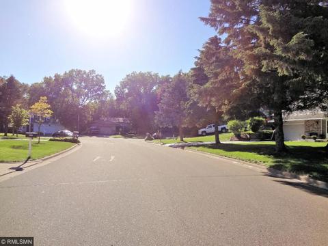 2455 Brookview Dr E, Maplewood, MN 55119 photo 24