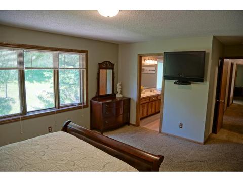 4130 Lantern Ln, Eagan, MN 55123 photo 13