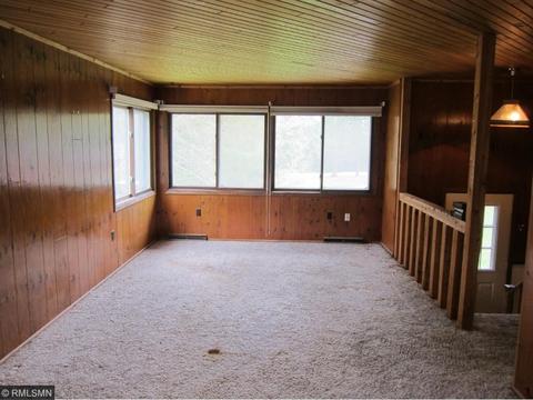 5953 Arnold Rd, Duluth, MN 55803 photo 2