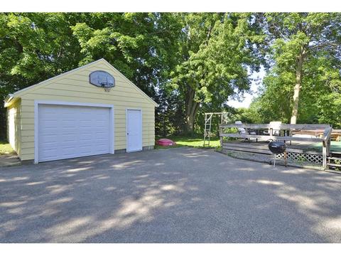 749 6th St NE, Faribault, MN 55021 photo 4