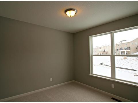 1273 Interlachen Dr, Eagan, MN 55123 photo 9
