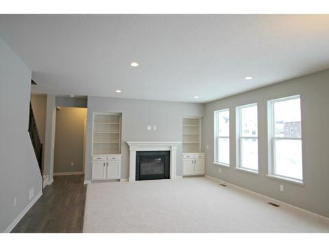 1273 Interlachen Dr, Eagan, MN 55123 photo 7