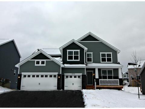 1273 Interlachen Dr, Eagan, MN 55123 photo 1
