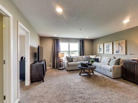 1273 Interlachen Dr, Eagan, MN 55123 photo 12
