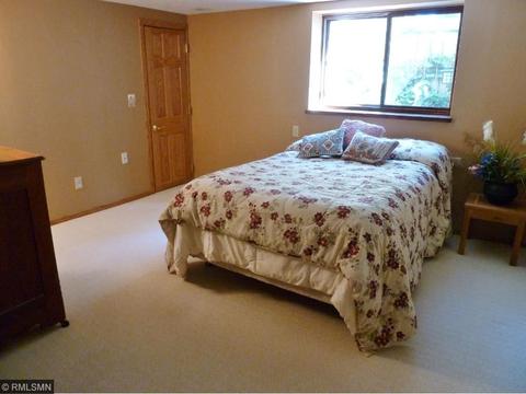 622 Sally Cir, Eagan, MN 55121 photo 11