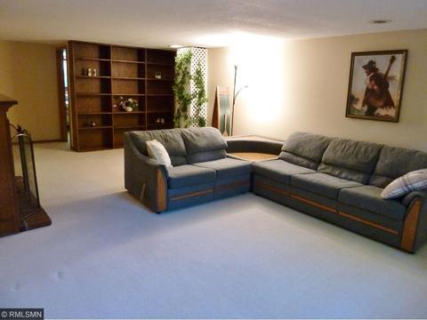 622 Sally Cir, Eagan, MN 55121 photo 12