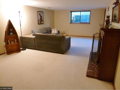 622 Sally Cir, Eagan, MN 55121 photo 15