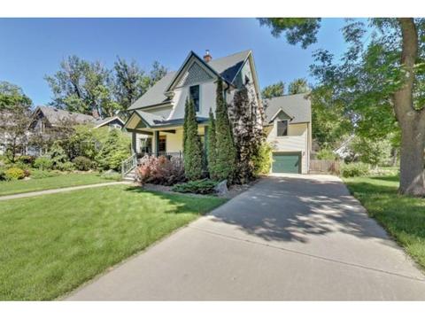 703 5th St E, Northfield, MN 55057 photo 3