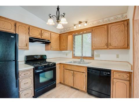 6908 Sumac Ct, Centerville, MN 55038 photo 8