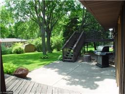 2324 Maple Ln E, Maplewood, MN 55109 photo 16