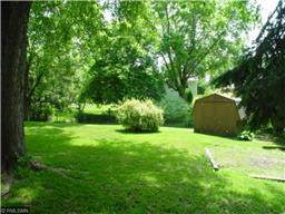 2324 Maple Ln E, Maplewood, MN 55109 photo 17