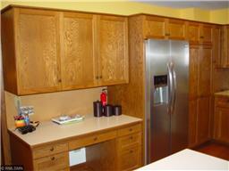 2324 Maple Ln E, Maplewood, MN 55109 photo 5