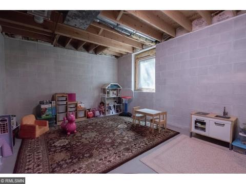 3237 Rolling Hills Dr, Eagan, MN 55121 photo 18