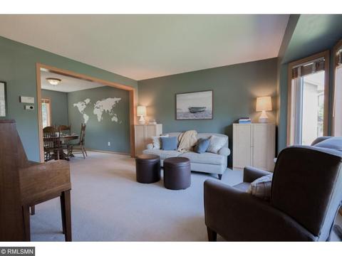 3237 Rolling Hills Dr, Eagan, MN 55121 photo 10