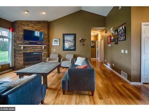 914 NE 207th Ave NE, Cedar, MN 55011 photo 12