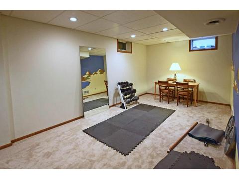 857 Trotters Rdg, Eagan, MN 55123 photo 16