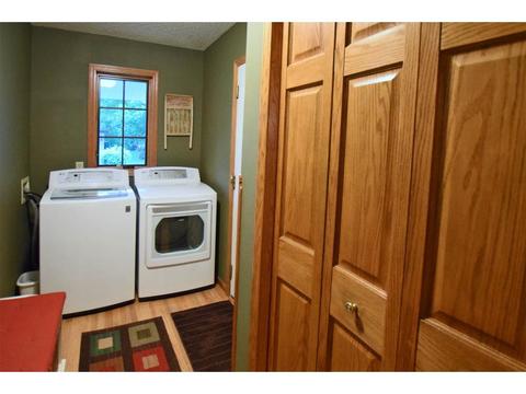 857 Trotters Rdg, Eagan, MN 55123 photo 11