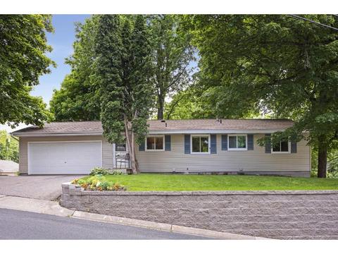5147 Windsor Rd, Mound, MN 55364 photo 1