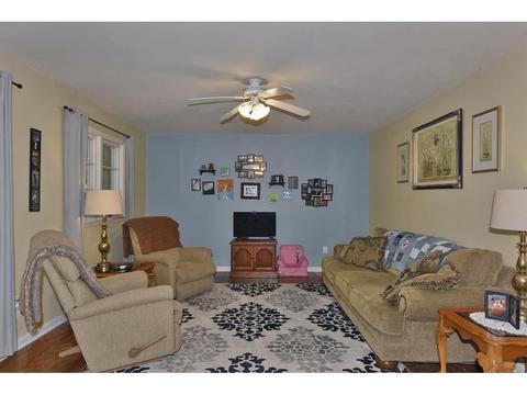 1017 8th Ave SW, Faribault, MN 55021 photo 4