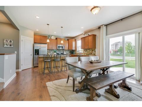 1619 Aspen Dr, Carver, MN 55315 photo 5